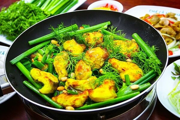 Cha Ca Hanoi , une des spécialités les plus réputées que vous devez manger à Hanoi