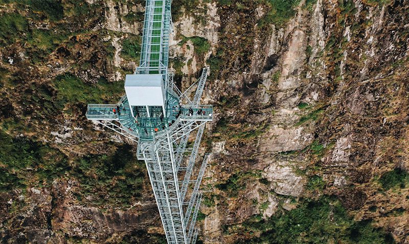 Le pont de verre de Rong May, le plus haut pont de verre en Asie du Sud-Est : Est ce que ce pont vaut le coup ?