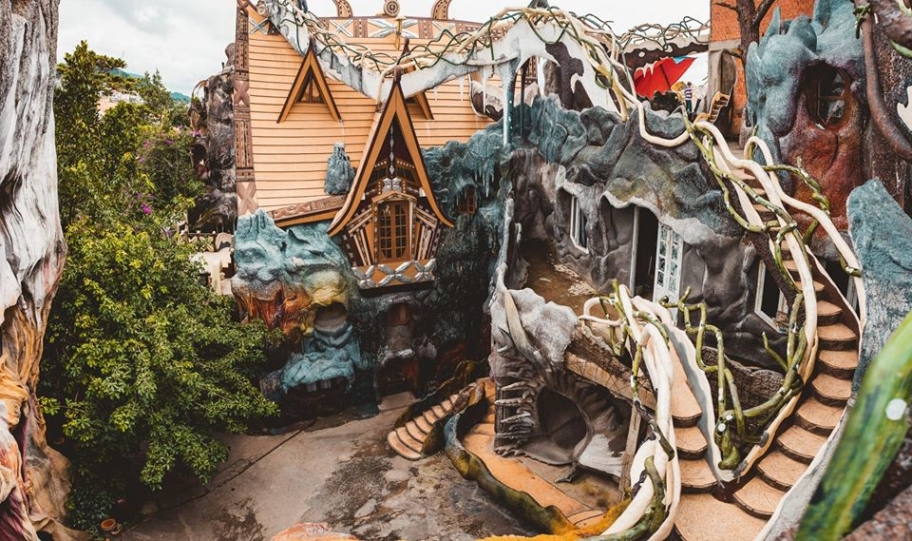 Crazy House