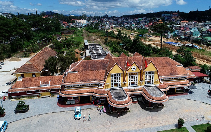 Gare ferroviaire de Dalat
