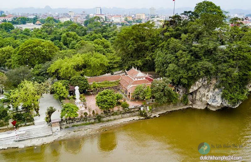Ninh Binh Pagode Non Nuoc
