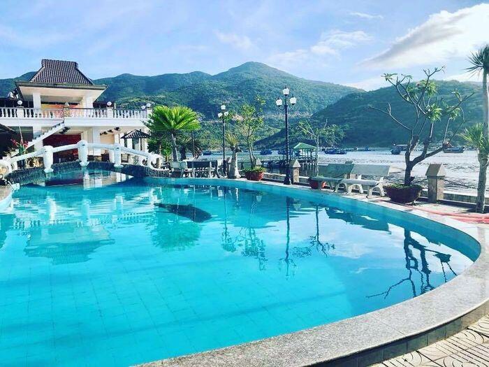 La baie de Vinh Hy, une des plus belles baies du Viêt Nam