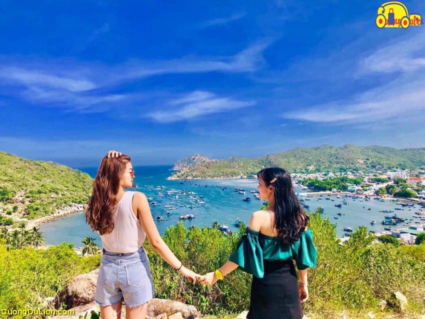 La baie de Vinh Hy, une des plus belles baies du Viêt Nam