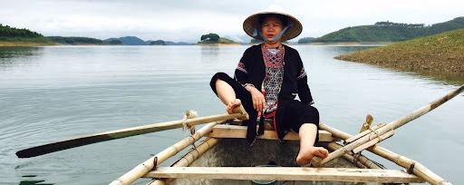 Dao aux pantalons blancs