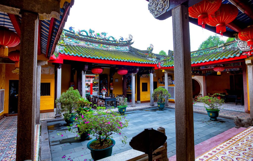 Salle d'assemblée de Trieu Chau, un des sites les plus connus du cœur charmant et animé de l'ancienne ville de Hoi An