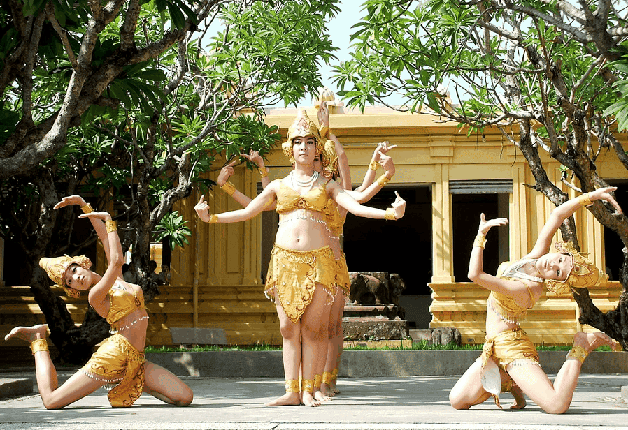 Culture Cham, riche et dynamique, et ses festivals traditionnels