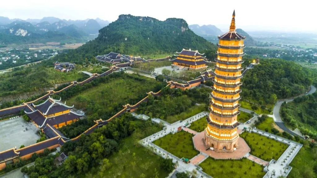 Pagode Bai Dinh la plus grande pagode de Ninh Binh