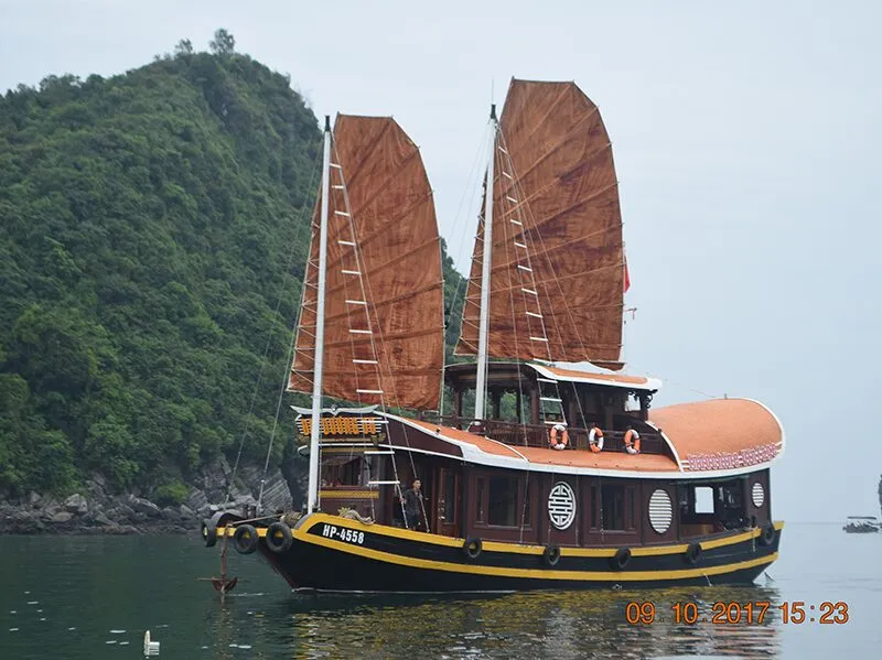 Cat Ba Ocean Cruises