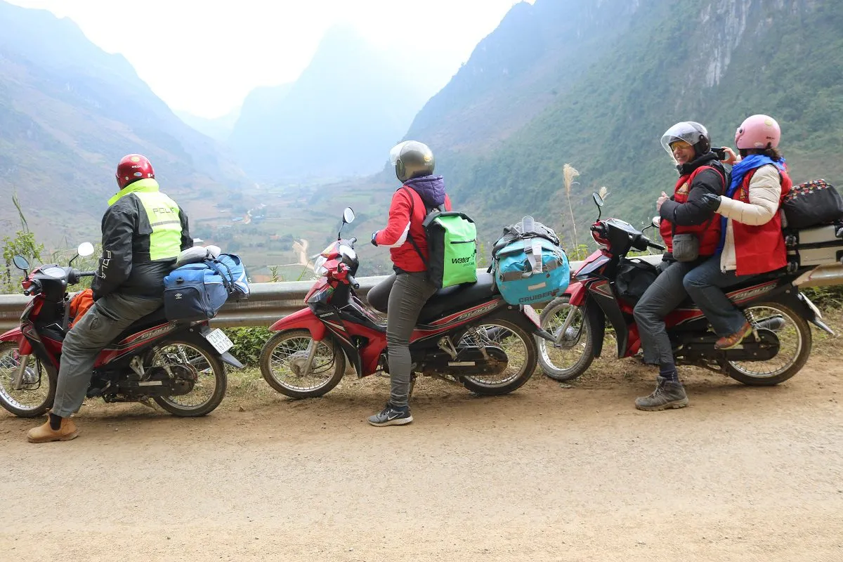 Route de Ha Giang à Cao Bang - un des meilleurs itinéraires de randonnée à moto du nord du Vietnam