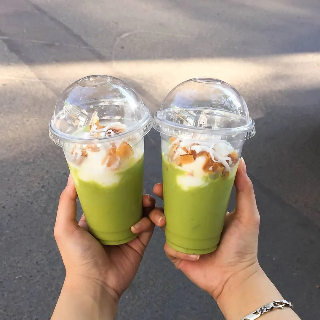 Crème glacée à l'avocat (Kem Bo)