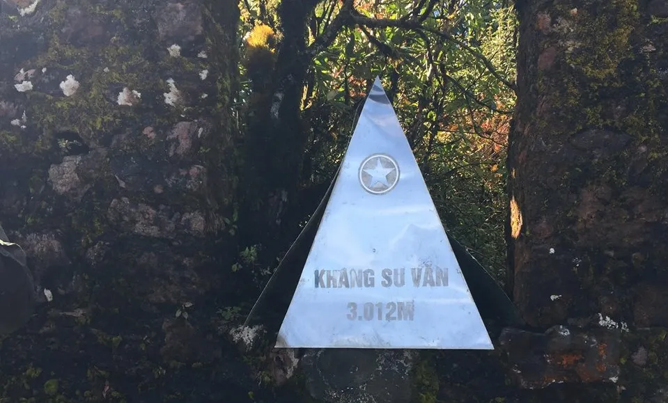 haute montagne du Vietnam Phan Lien San ( Khang Su Van) 3012m (Lai Chau), La cinquième plus haute montagne du Vietnam