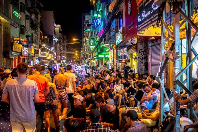 bui vien walking street