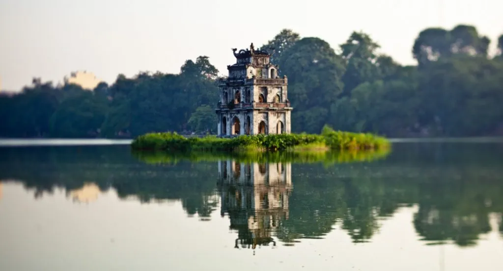 Vieux quartier de Hanoi, idéale pour découvrir la vie quotidienne, la culture et les habitants de Hanoï, au Viêt Nam.