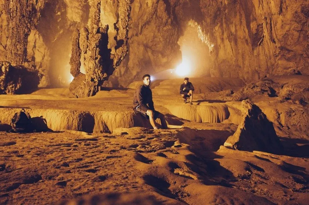 grotte de Nguom Ngao