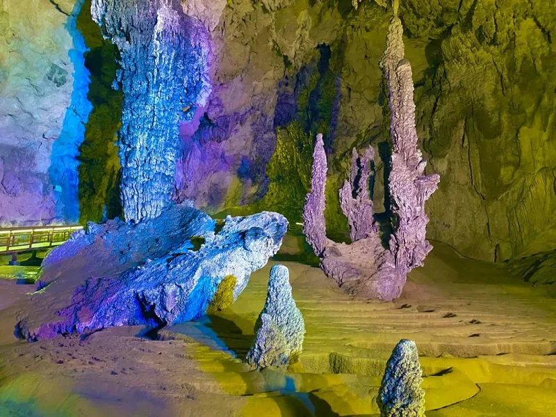 grotte de Nguom Ngao