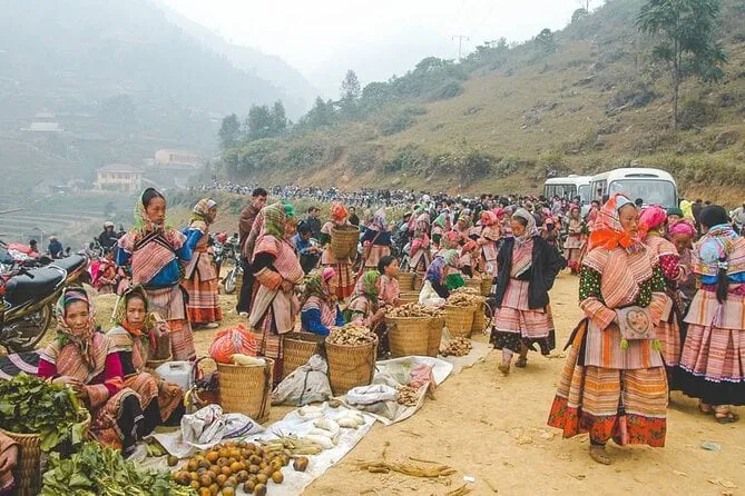 Marché de Lung Khau Nhin : cela vaut le coup ?