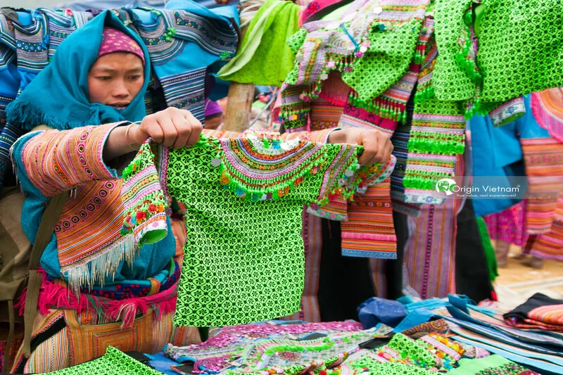 marché de Muong Hum