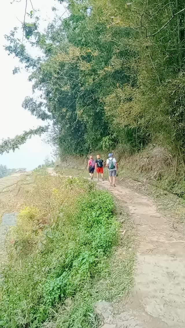 Video by guide francophone sapa hagiang